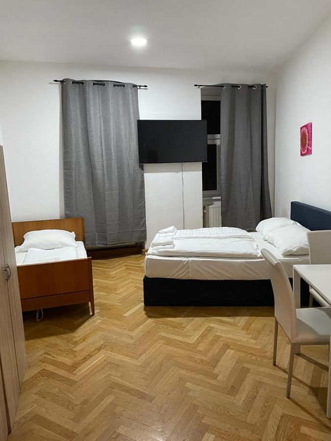 Hotel Easybook-In Viena Exterior foto
